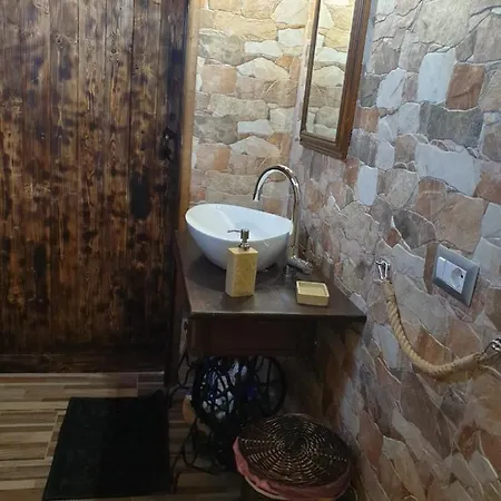 Stanza Del Viggiatore Vendégház Santadi